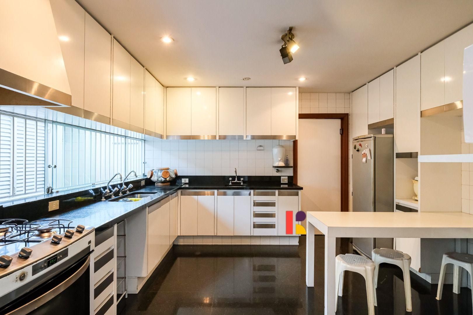 Casa com 4 suítes à venda em Alto De Pinheiros, São Paulo, por R$ 9.500.000 Imagem 8
