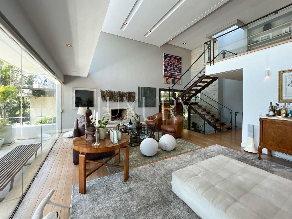 Casa com 4 suítes à venda em Alto de Pinheiros, São Paulo, por R$ 8.960.000 Imagem 4