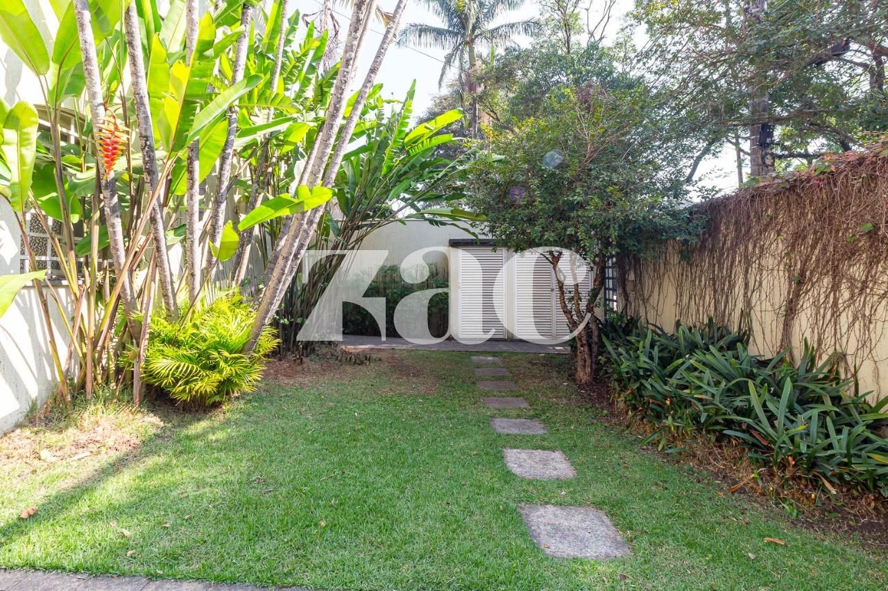 Casa com 4 suítes à venda em Alto De Pinheiros, São Paulo, por R$ 3.900.000 Imagem 5
