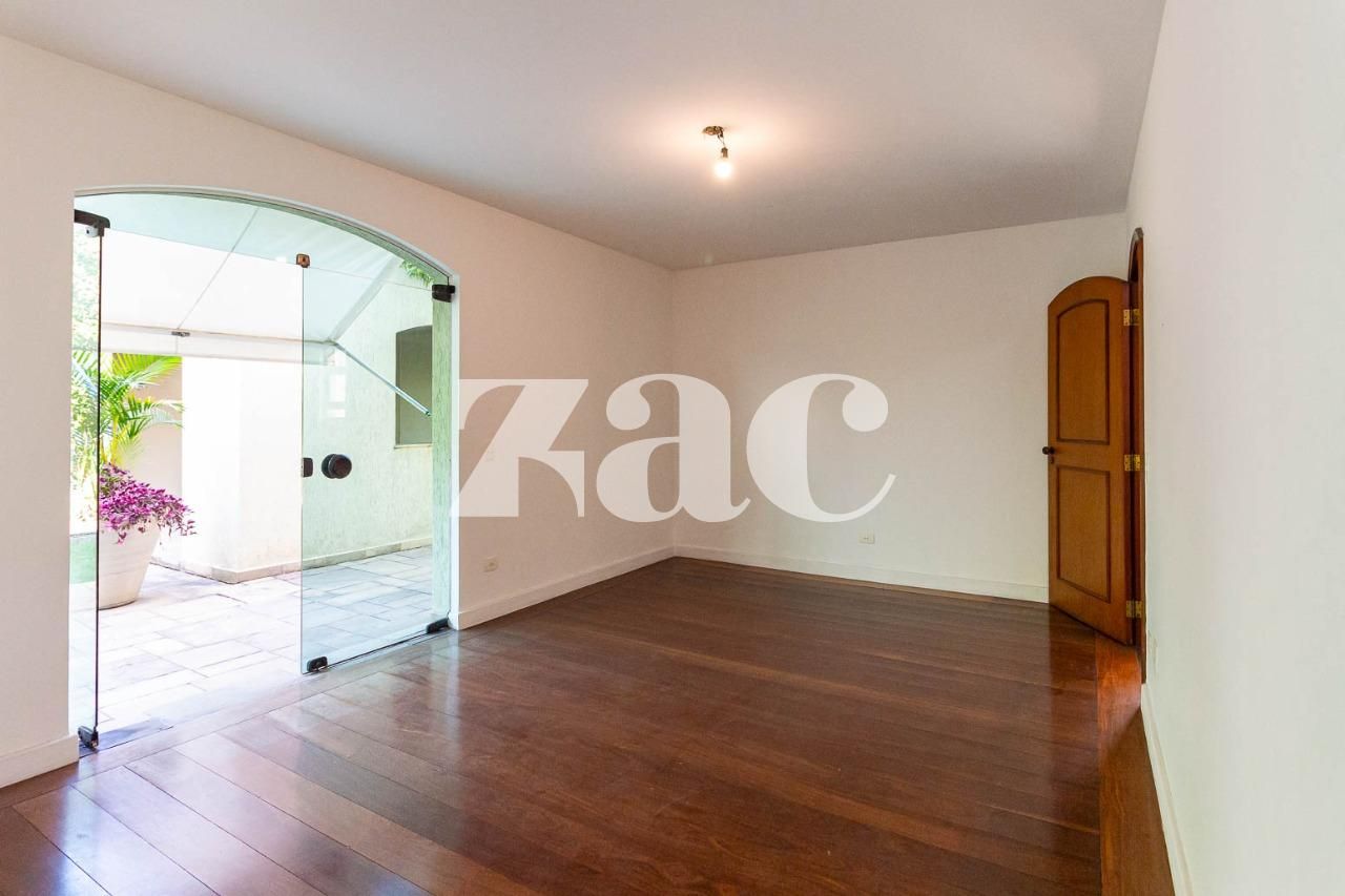 Casa com 4 suítes à venda em Alto De Pinheiros, São Paulo, por R$ 3.900.000 Imagem 6
