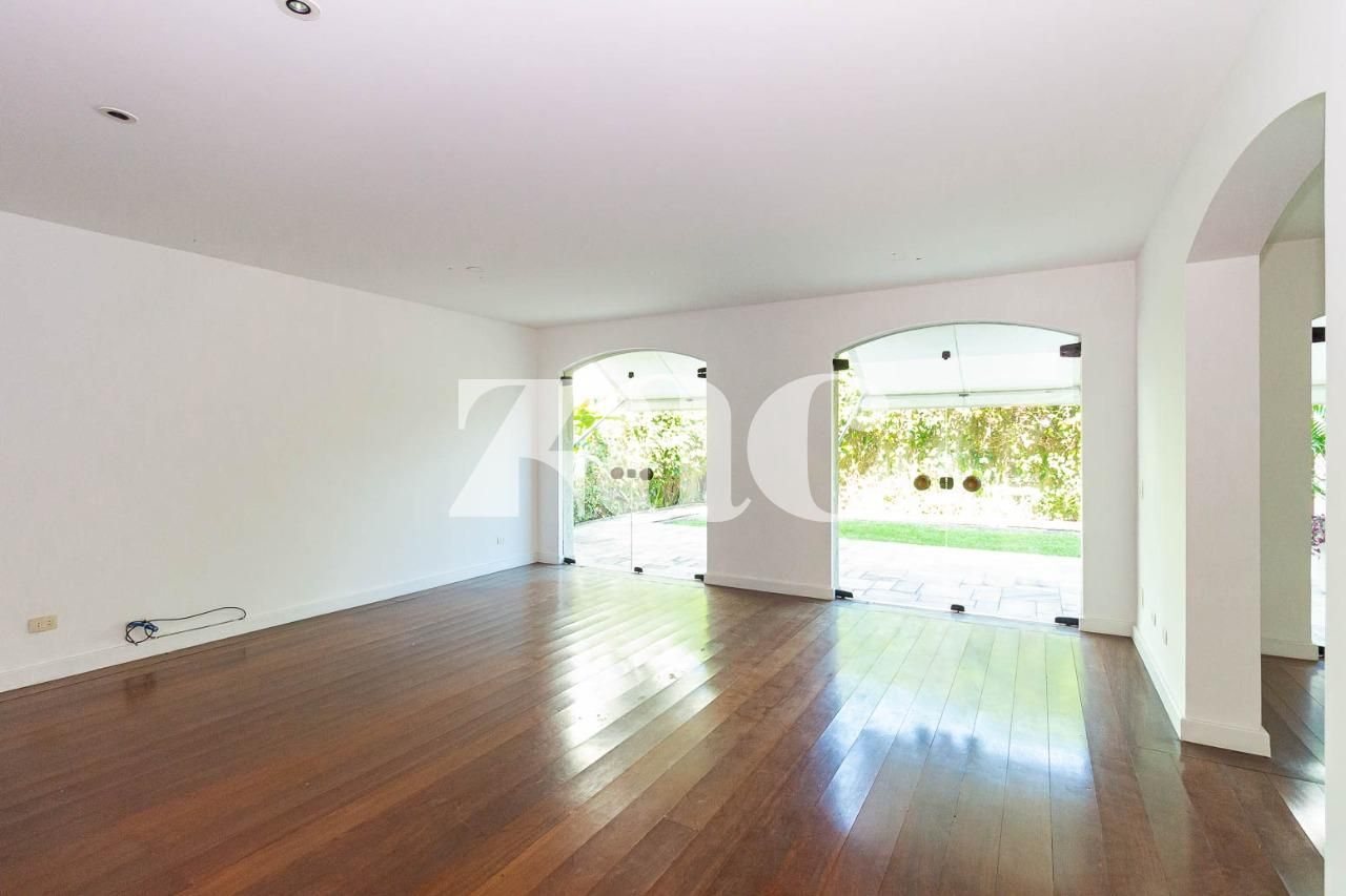 Casa com 4 suítes à venda em Alto De Pinheiros, São Paulo, por R$ 3.900.000 Imagem 7