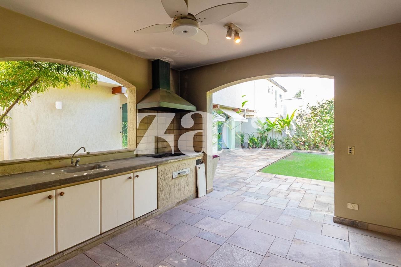 Casa com 4 suítes à venda em Alto De Pinheiros, São Paulo, por R$ 3.900.000 Imagem 4
