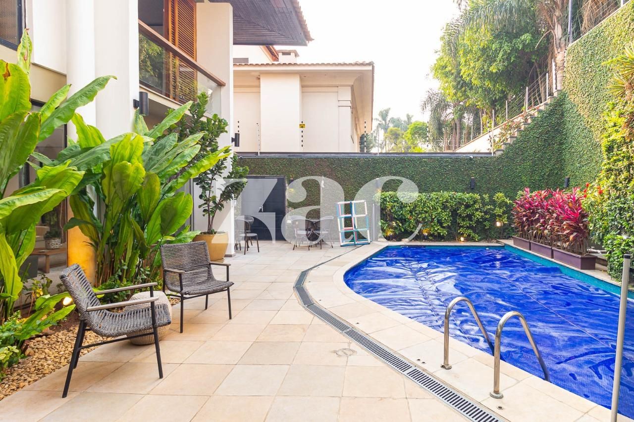 Casa com 5 suítes à venda em Alto De Pinheiros, São Paulo, por R$ 5.500.000 Imagem 6