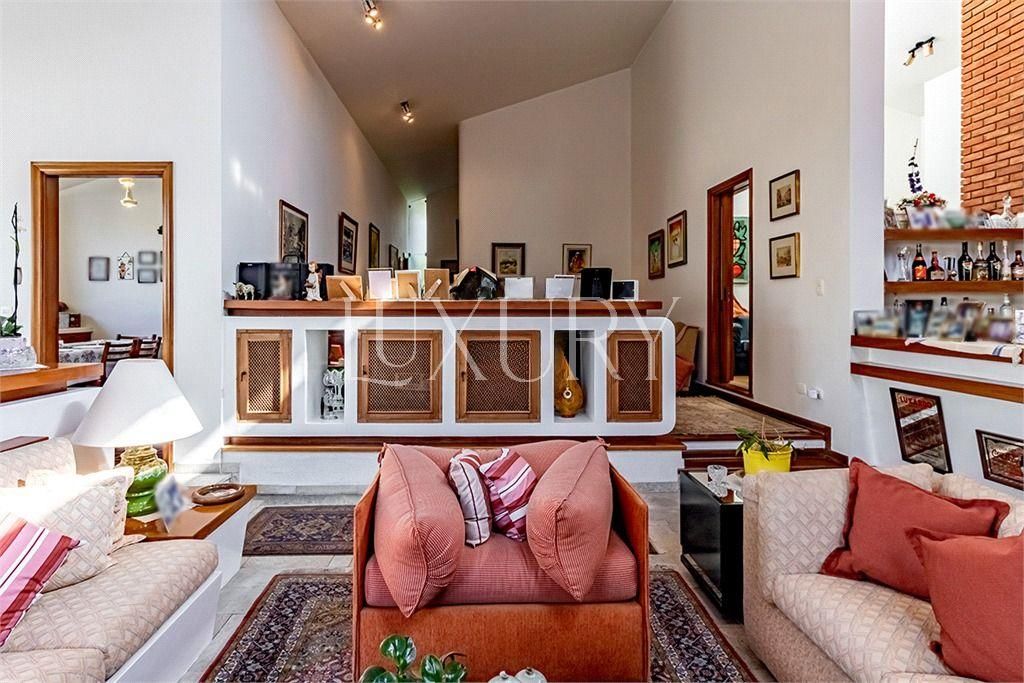 Casa com 4 suítes à venda em Alto de Pinheiros, São Paulo, por R$ 7.900.000 Imagem 6