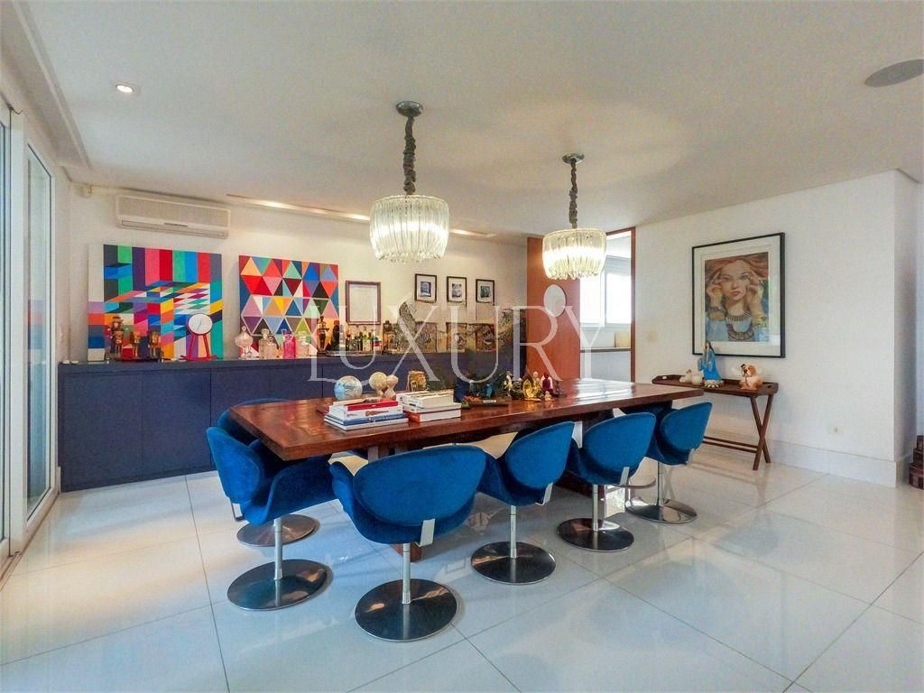 Casa com 5 suítes à venda em Alto de Pinheiros, São Paulo, por R$ 5.950.000 Imagem 4