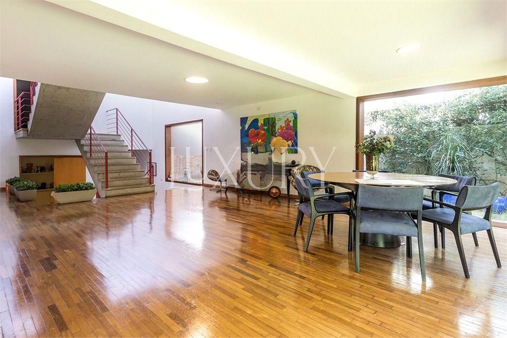 Casa com 4 suítes à venda em Alto de Pinheiros, São Paulo, por R$ 4.700.000 Imagem 4