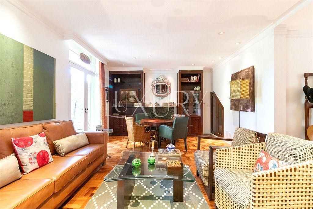 Casa com 3 suítes à venda em Alto de Pinheiros, São Paulo, por R$ 5.300.000 Imagem 4