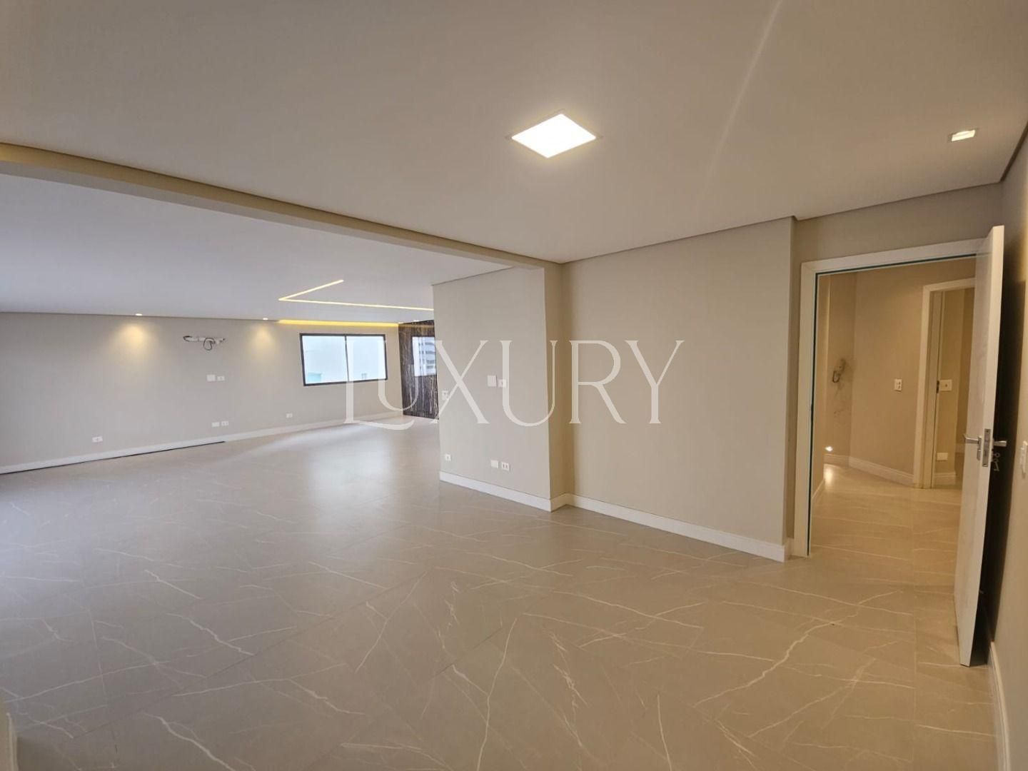 Apartamento com 3 suítes à venda em Aclimação, São Paulo, por R$ 2.300.000 Imagem 4