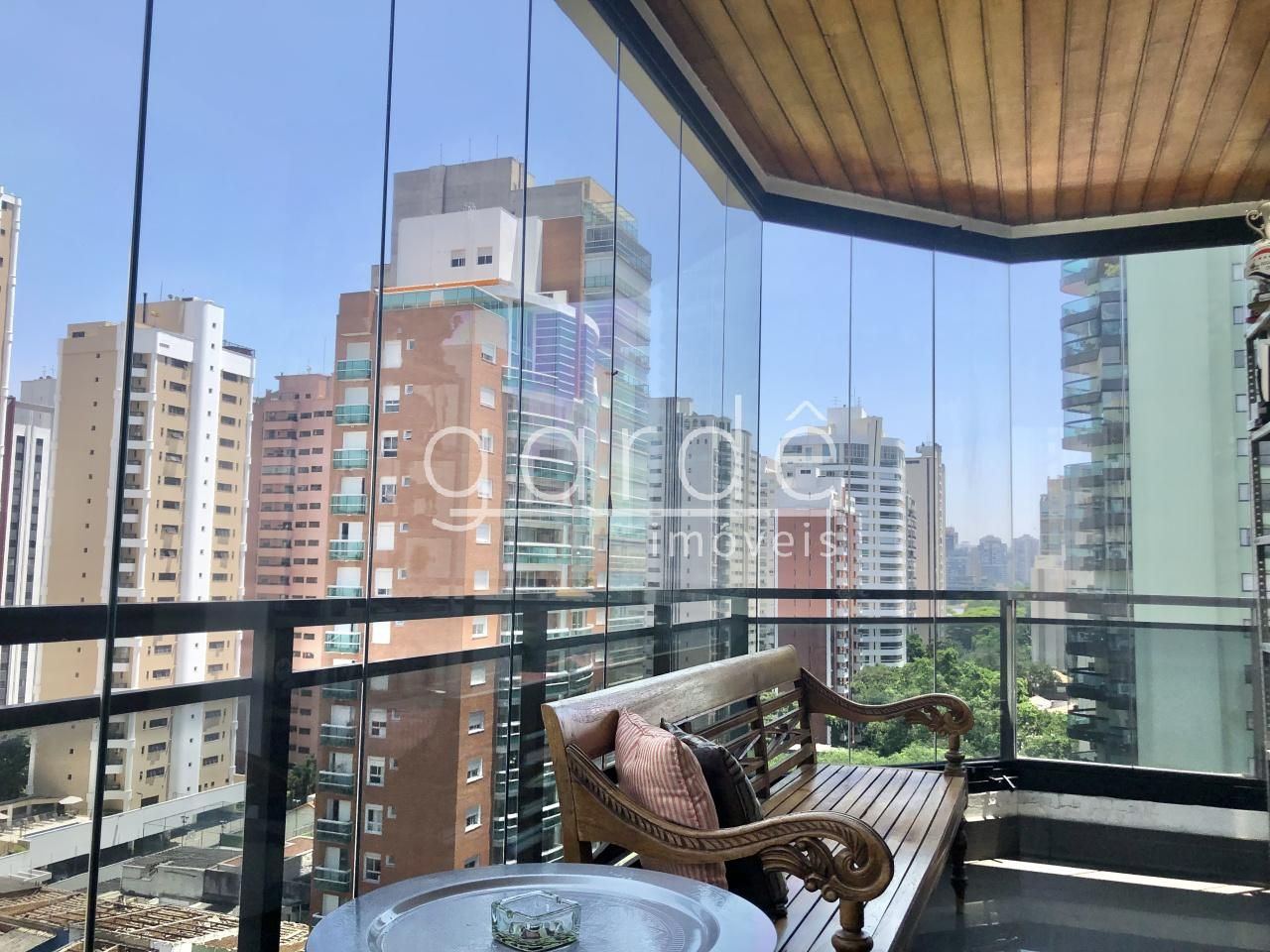 Apartamento com 2 suítes à venda em Moema, São Paulo, por R$ 2.900.000 Imagem 4