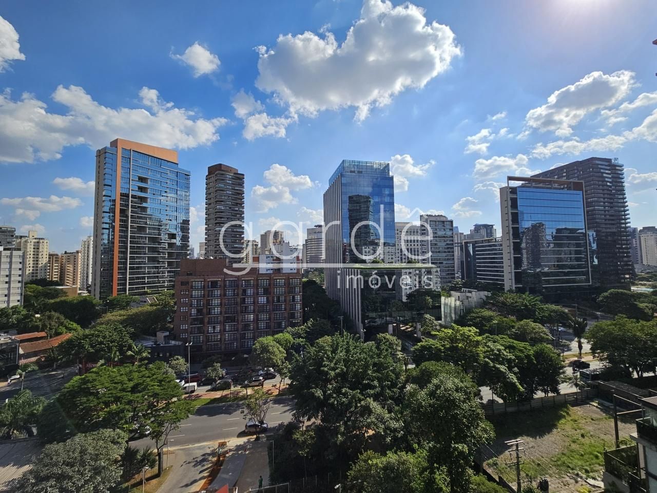 Apartamento com 3 suítes à venda em Vila Olímpia, São Paulo, por R$ 7.300.000 Imagem 4