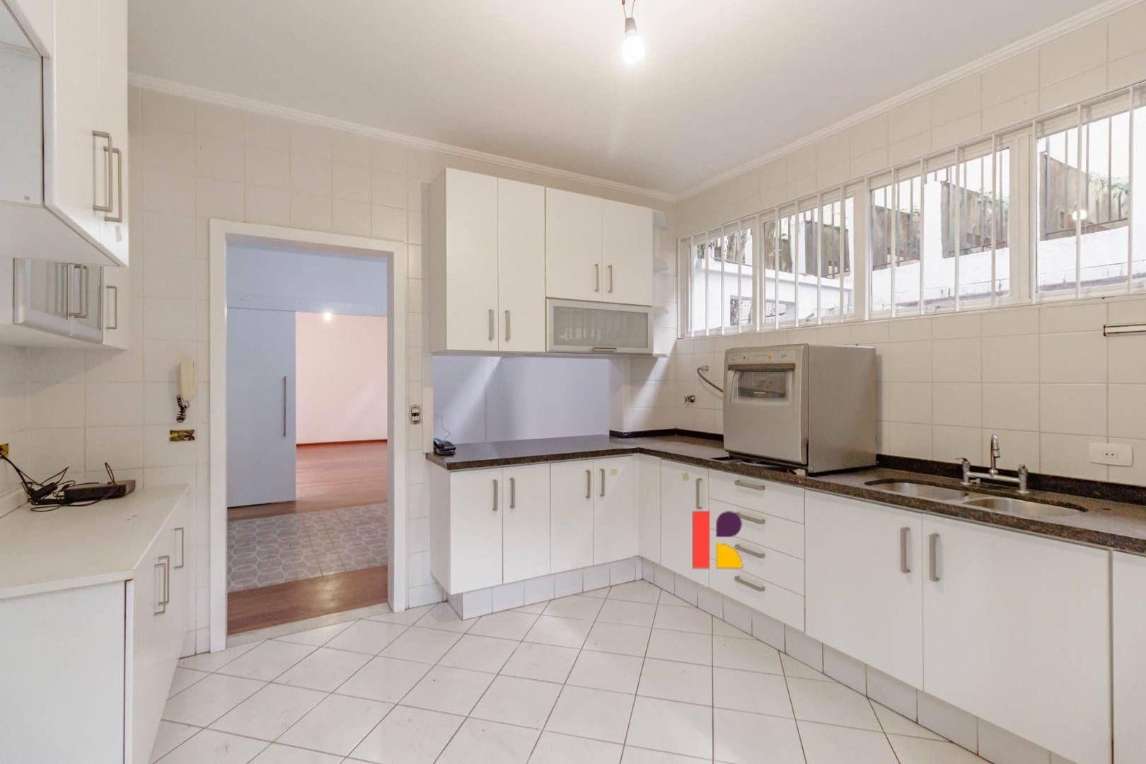 Casa com 3 suítes à venda em Alto De Pinheiros, São Paulo, por R$ 4.250.000 Imagem 6