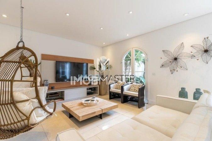 Casa de condomínio com 4 suítes à venda em Jardim Petrópolis, São Paulo, por R$ 4.900.000 Imagem 5