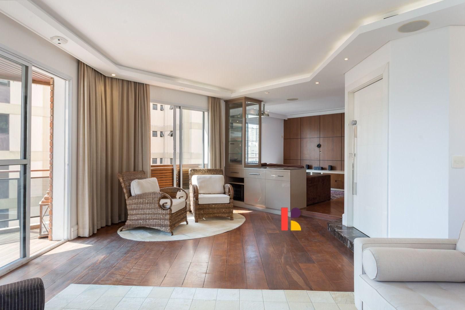 Apartamento com 3 suítes à venda em Vila Nova Conceição, São Paulo, por R$ 3.000.000 Imagem 4