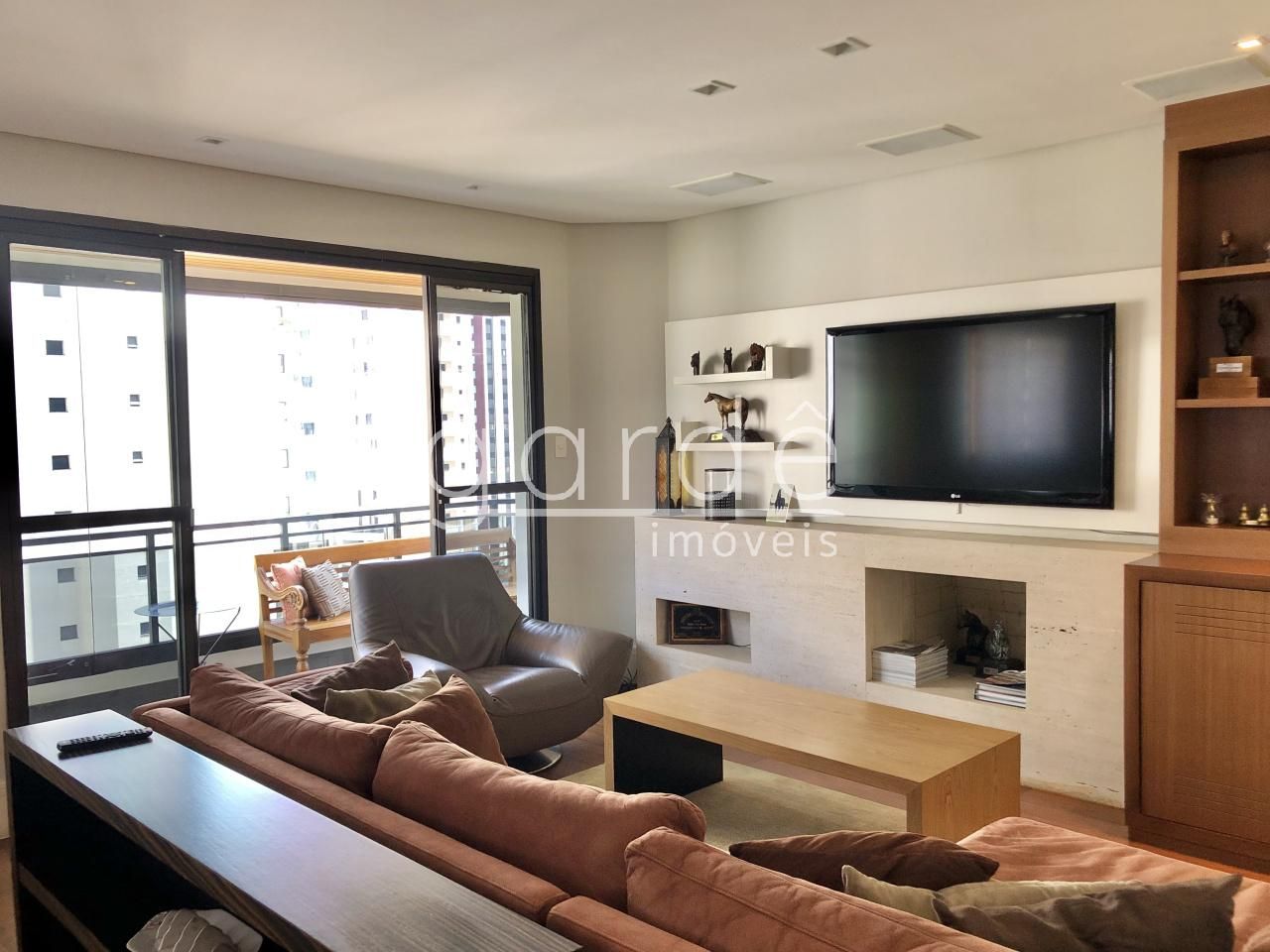 Apartamento com 2 suítes à venda em Moema, São Paulo, por R$ 2.900.000 Imagem 6