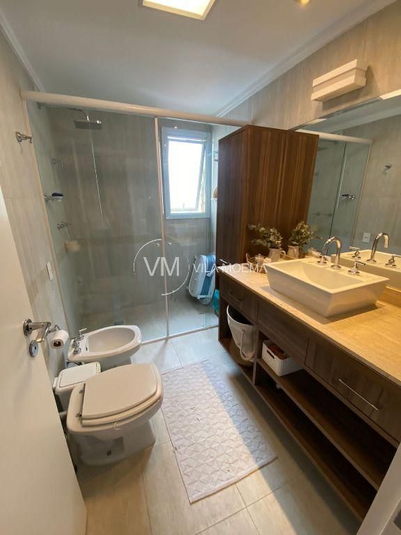 Apartamento com 3 suítes à venda em Moema, São Paulo, por R$ 3.500.000 Imagem 6