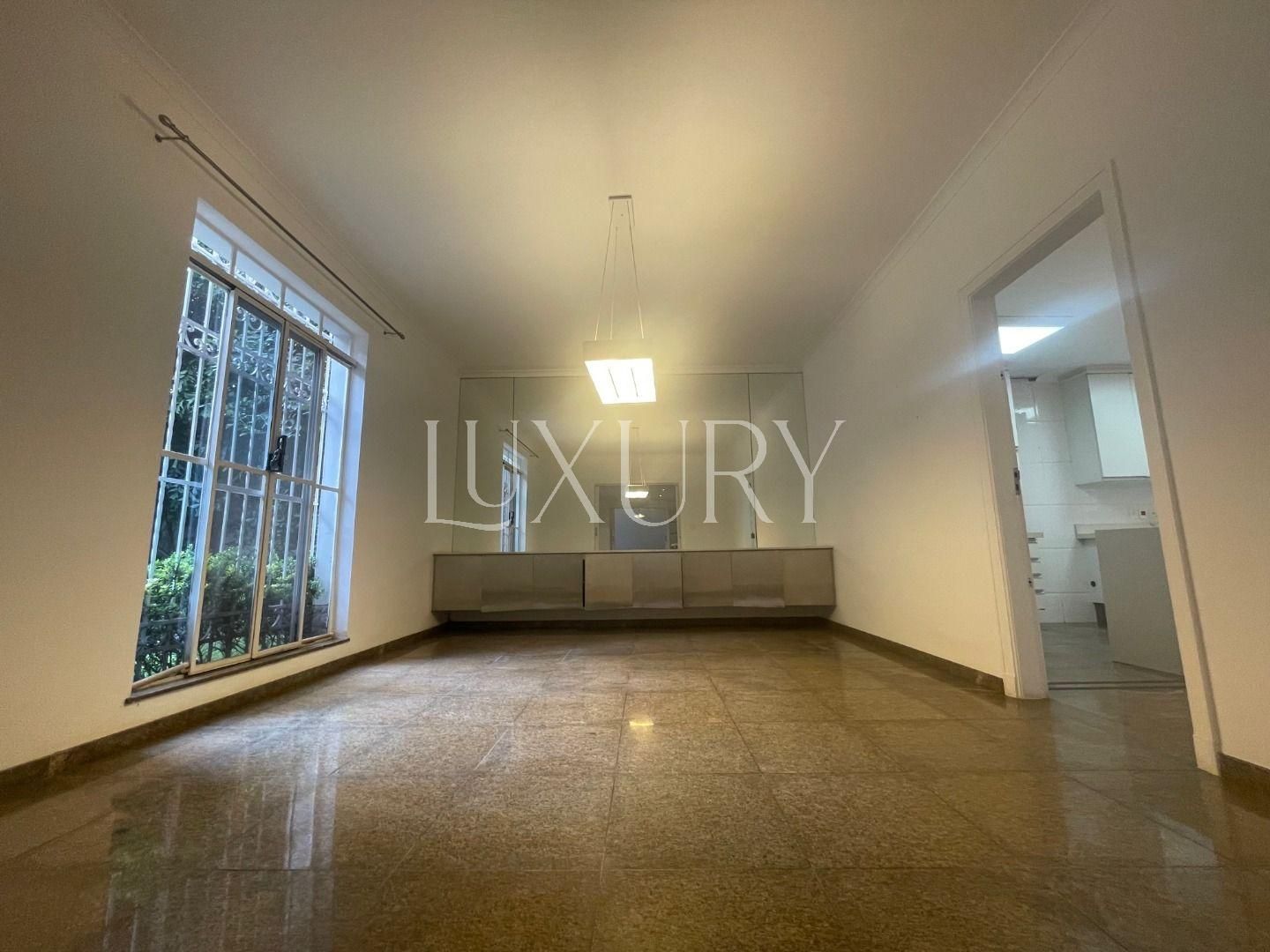 Casa com 2 suítes à venda em Jardim América, São Paulo, por R$ 11.000.000 Imagem 8